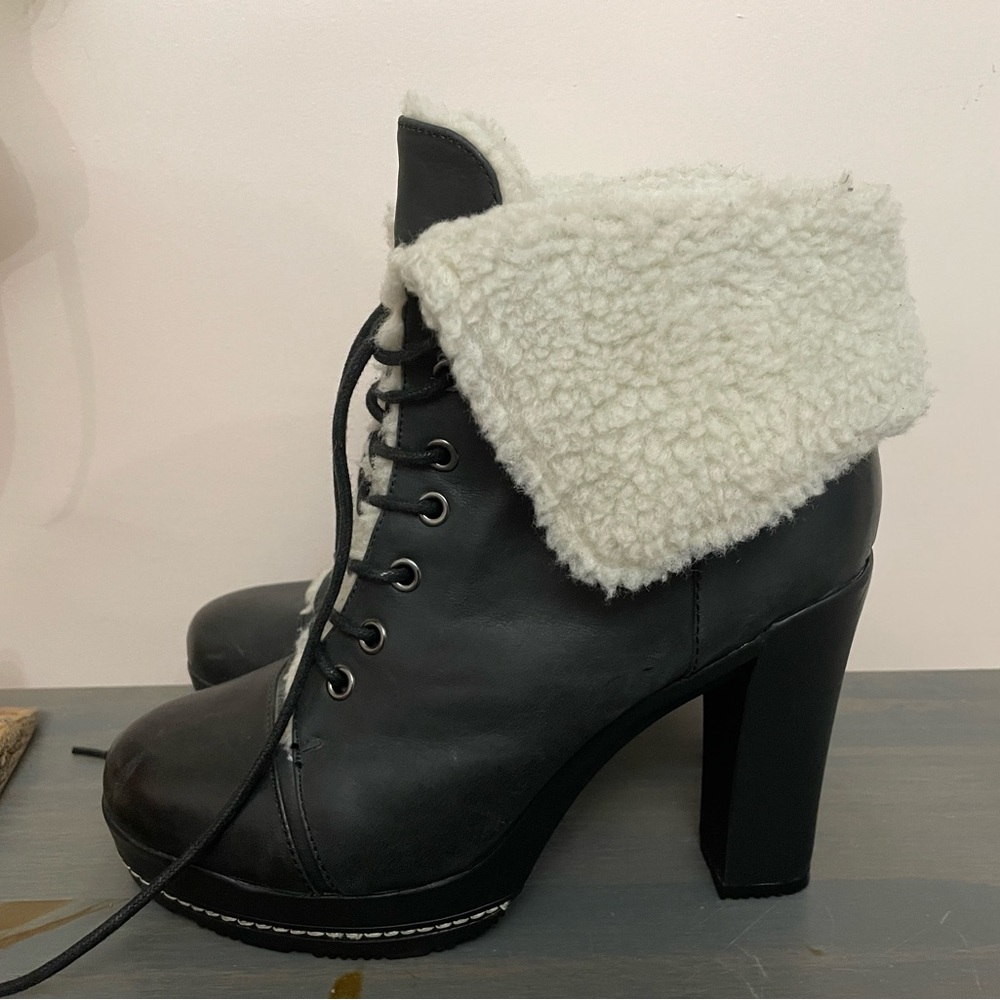 NWOT Kelsi Dagger Ricci black‎ Leather Heeled Boots Women's Size 7.5 - Picture 4 of 8